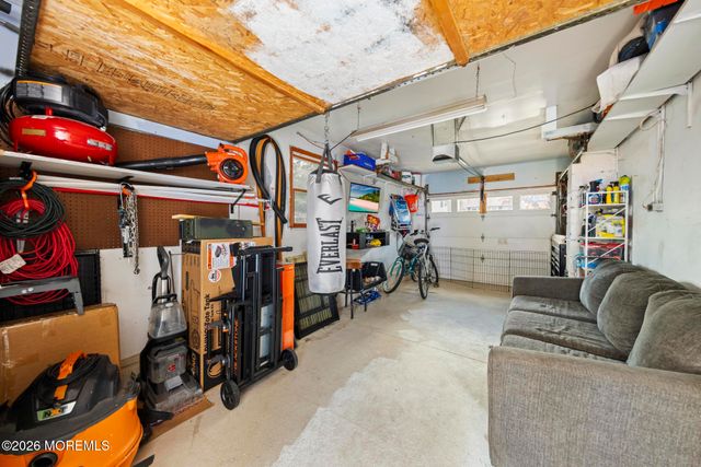 107 Boulder Lake Drive, Little Egg Harbor, NJ 08087