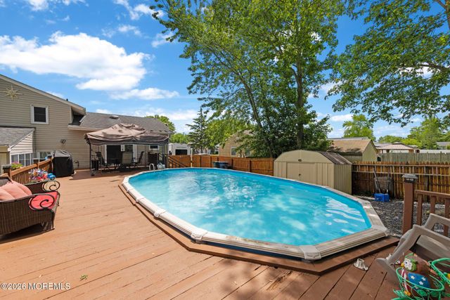 107 Boulder Lake Drive, Little Egg Harbor, NJ 08087