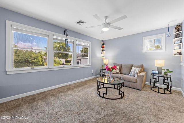 107 Boulder Lake Drive, Little Egg Harbor, NJ 08087