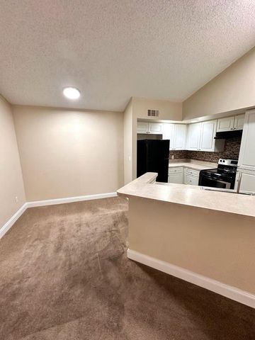 5737 GATLIN AVENUE 425, Orlando, FL 32822