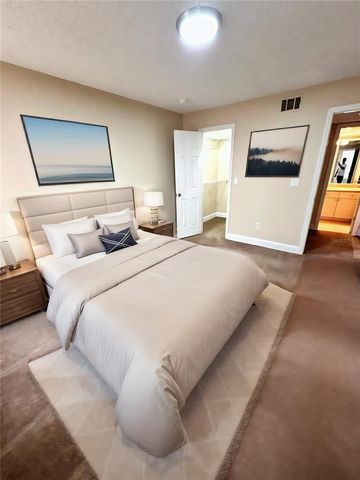 5737 GATLIN AVENUE 425, Orlando, FL 32822