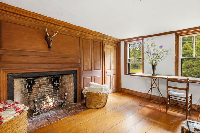 3 Moulton Ridge Road, Kensington, NH 03833
