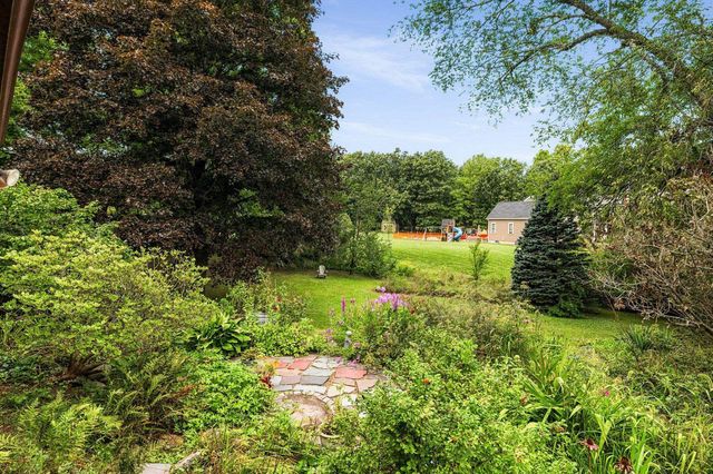3 Moulton Ridge Road, Kensington, NH 03833