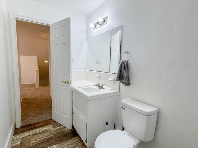 905 Center Street, El Campo, TX 77437