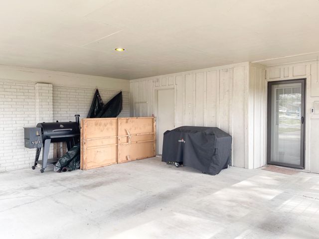 905 Center Street, El Campo, TX 77437