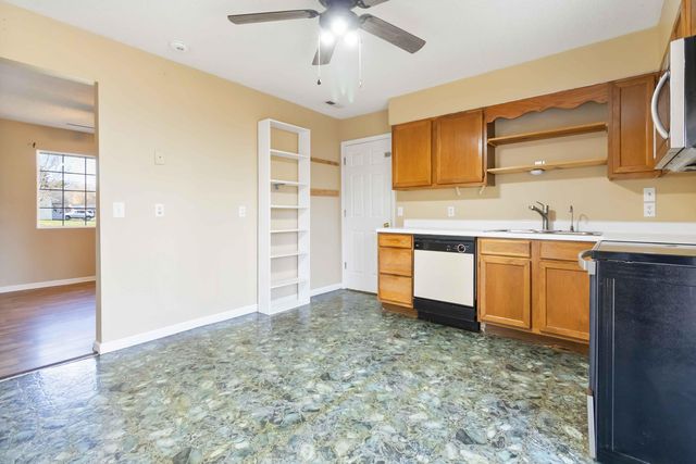 5441 Scenic Vista Dr, Somerset, KY 42501