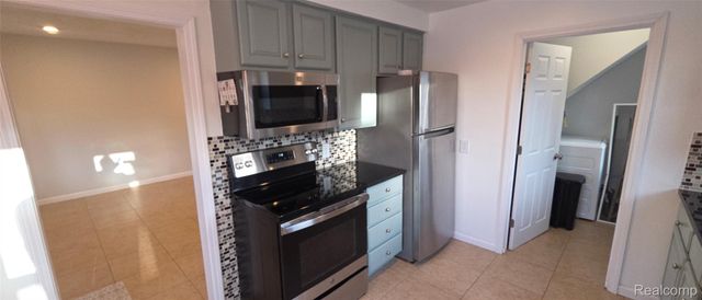 5399 Kreger Street, Sterling Heights, MI 48310