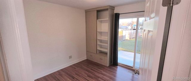 5399 Kreger Street, Sterling Heights, MI 48310