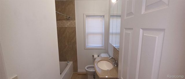 5399 Kreger Street, Sterling Heights, MI 48310