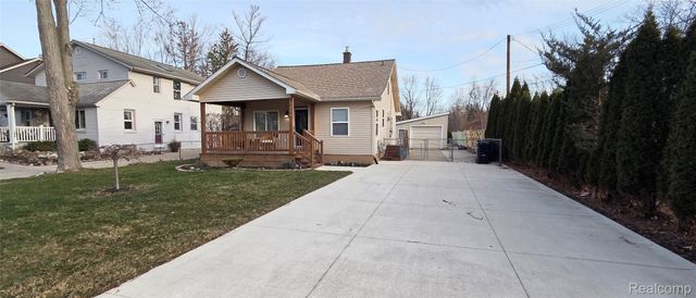 5399 Kreger Street, Sterling Heights, MI 48310