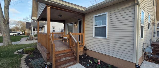 5399 Kreger Street, Sterling Heights, MI 48310