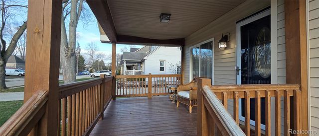 5399 Kreger Street, Sterling Heights, MI 48310