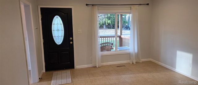 5399 Kreger Street, Sterling Heights, MI 48310