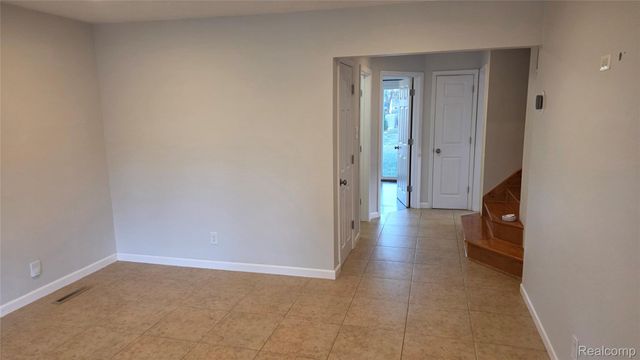 5399 Kreger Street, Sterling Heights, MI 48310