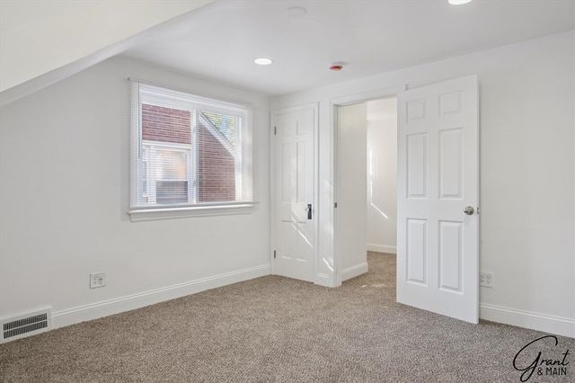 15375 Sussex Street, Detroit, MI 48227