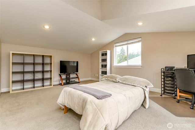 6213 122nd Street Ct E, Puyallup, WA 98373