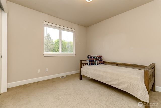 6213 122nd Street Ct E, Puyallup, WA 98373