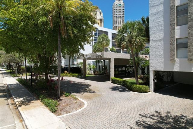 201 178th Drive 423, Sunny Isles Beach, FL 33160