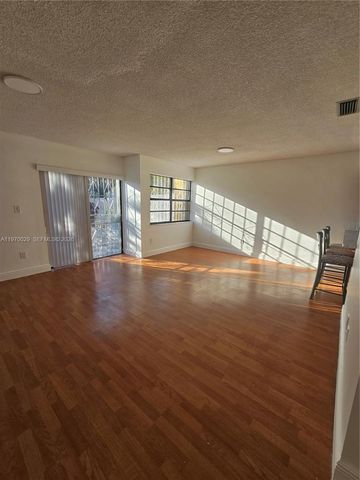 3438 SW 112th Ave, Miami, FL 33165