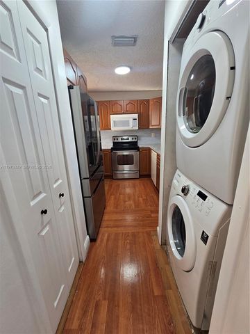 3438 SW 112th Ave, Miami, FL 33165