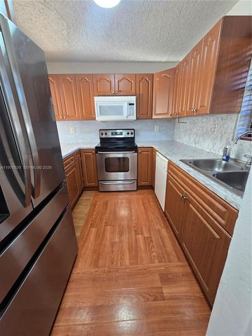 3438 SW 112th Ave, Miami, FL 33165