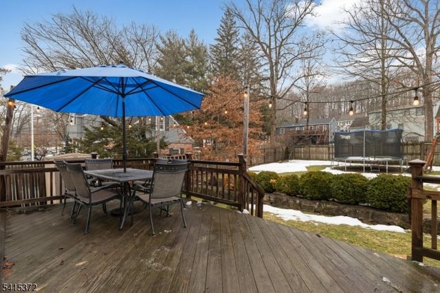 98 Forest Ave, West Caldwell Twp., NJ 07006