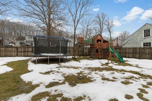 98 Forest Ave, West Caldwell Twp., NJ 07006