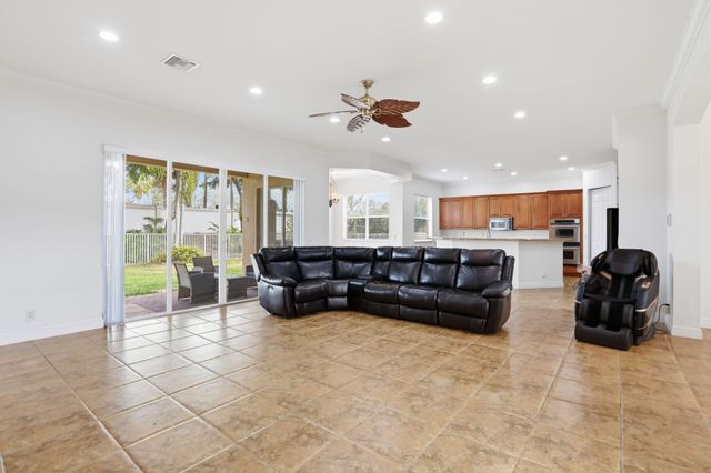 7135 Via Abruzzi, Lake Worth, FL 33467