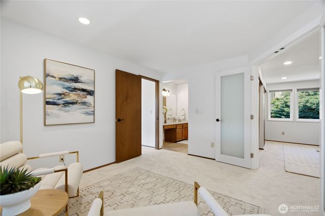 6004 140th Avenue SE, Bellevue, WA 98006