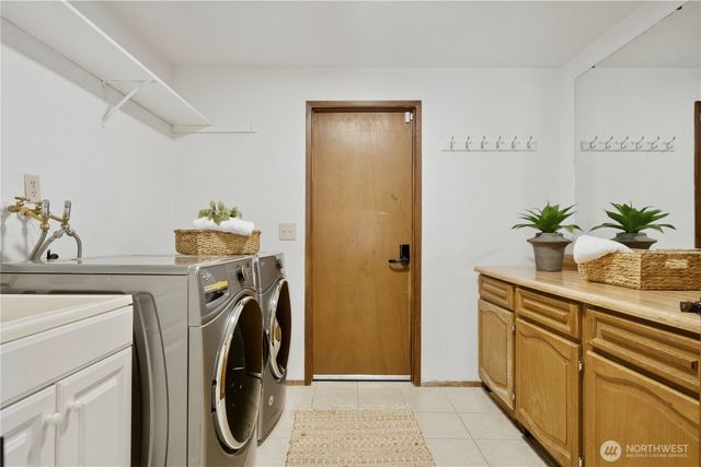 6004 140th Avenue SE, Bellevue, WA 98006