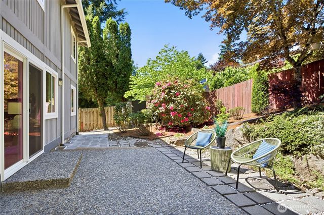 6004 140th Avenue SE, Bellevue, WA 98006