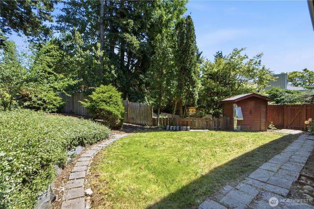 6004 140th Avenue SE, Bellevue, WA 98006