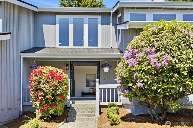 6004 140th Avenue SE, Bellevue, WA 98006