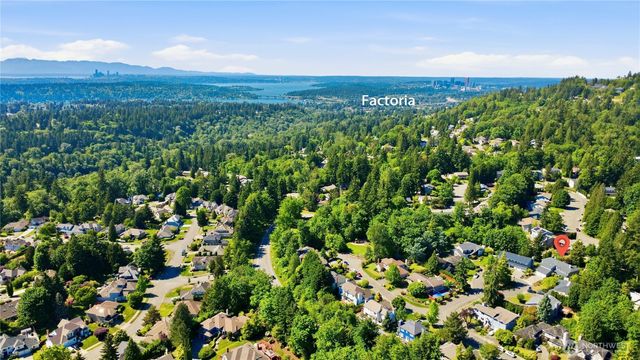 6004 140th Avenue SE, Bellevue, WA 98006