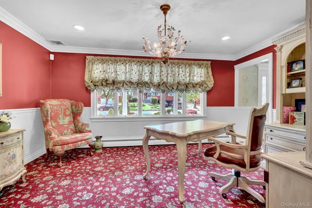 5 Merlin Lane, East Setauket, NY 11733