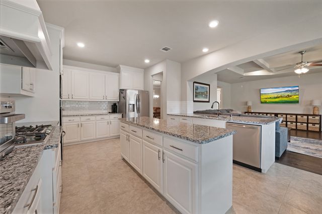 748 Sandbox Drive, Little Elm, TX 76227