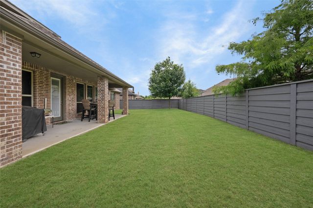 748 Sandbox Drive, Little Elm, TX 76227