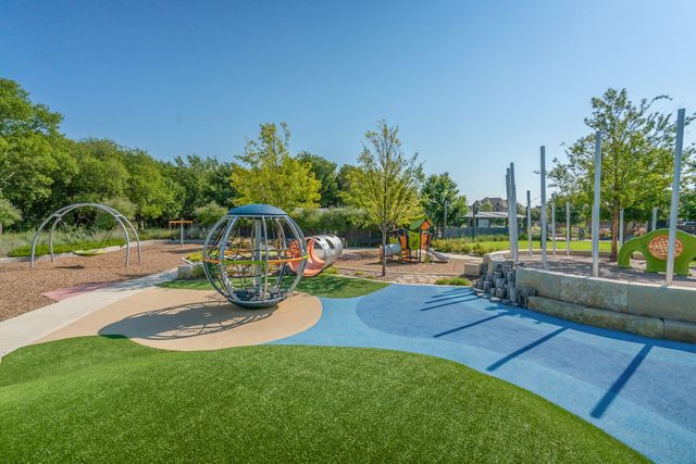 748 Sandbox Drive, Little Elm, TX 76227