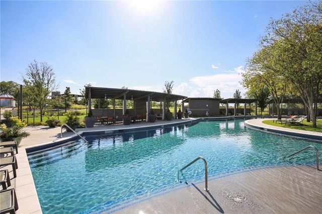 748 Sandbox Drive, Little Elm, TX 76227