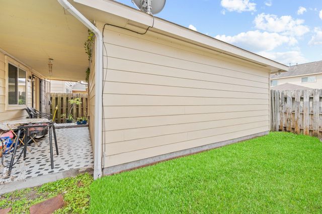 7302 Pavilion Drive, Houston, TX 77083