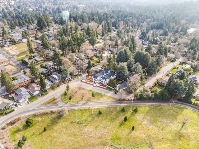8620 Sw 21st Ave 11, Portland, OR 97213