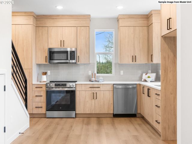 8620 Sw 21st Ave 11, Portland, OR 97213