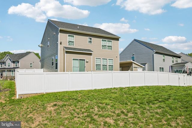 8202 REECEWOOD DR, Severn, MD 21144