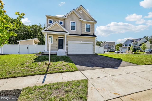 8202 REECEWOOD DR, Severn, MD 21144