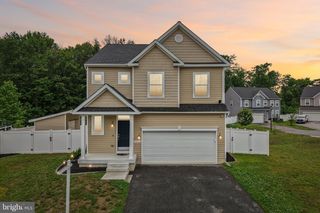 8202 REECEWOOD DR, Severn, MD 21144