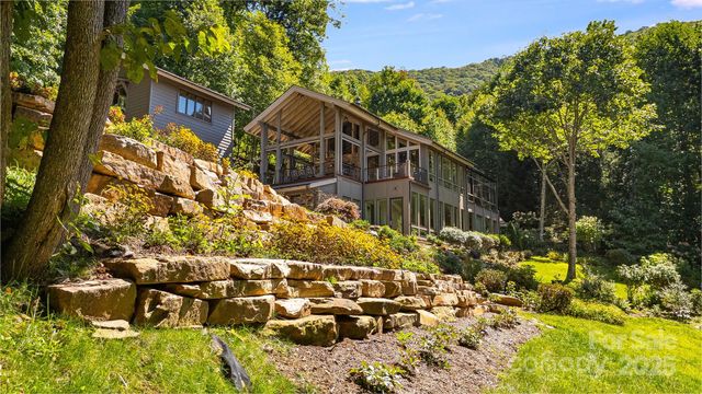 109 Cold Deck Way 151, Sylva, NC 28779