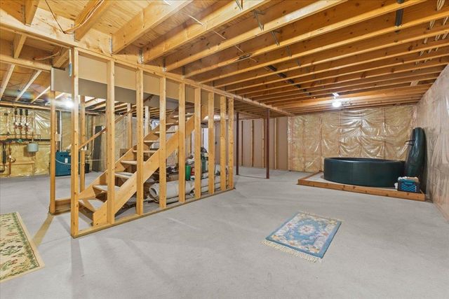 30 Tyler Drive, Essex Junction, VT 05452