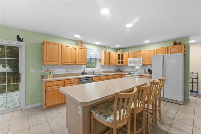 30 Tyler Drive, Essex Junction, VT 05452