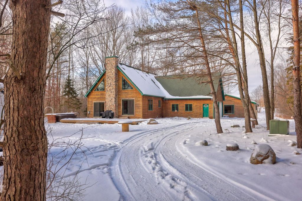 3900 Birch Run Road, Millington, MI 48746