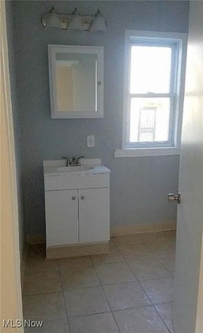 3279 W 50th Street, Cleveland, OH 44102